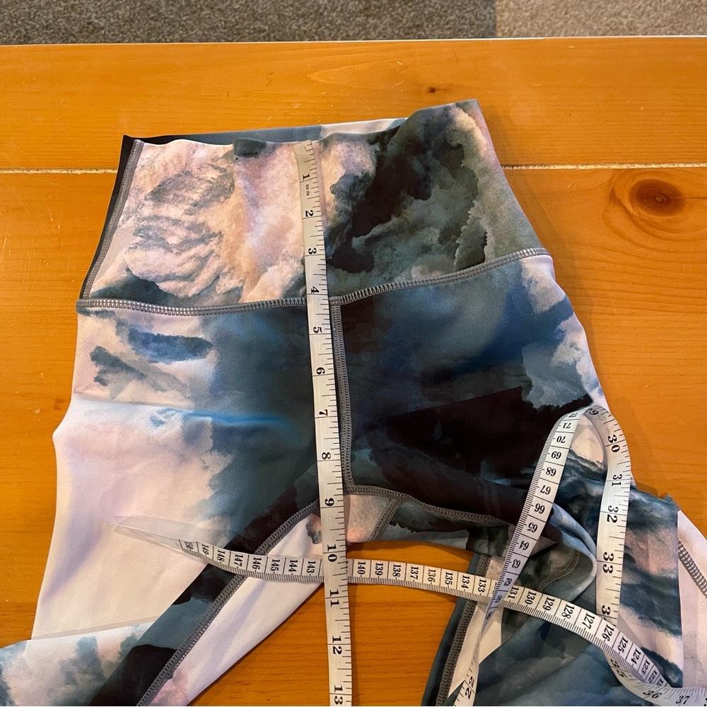 Carbon 38 watercolor leggings extra small XS - Picture 3 of 5